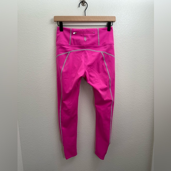 FP Movement You're A Peach High-Rise 7/8 Leggings in Vivid Pink Size Small - Picture 4 of 12